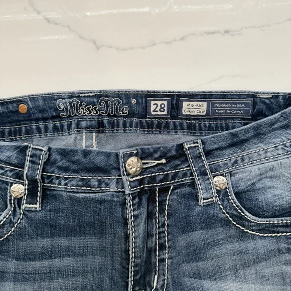 Miss Me, Womens Distressed Blue Cropped Jean Capri, 28 - Picture 7 of 13